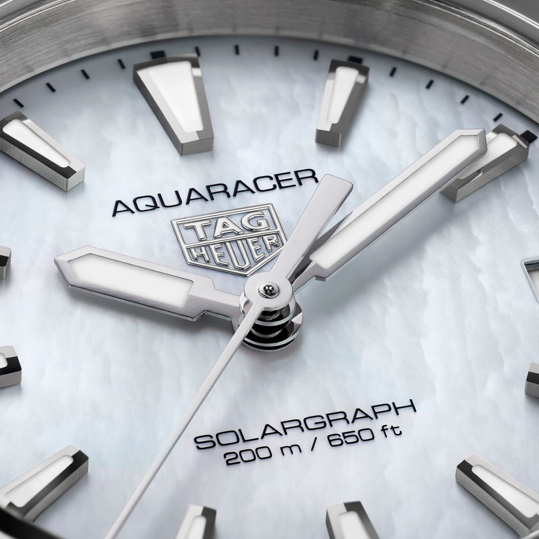TAG Heuer Aquaracer Professional 200 Solargraph Watch