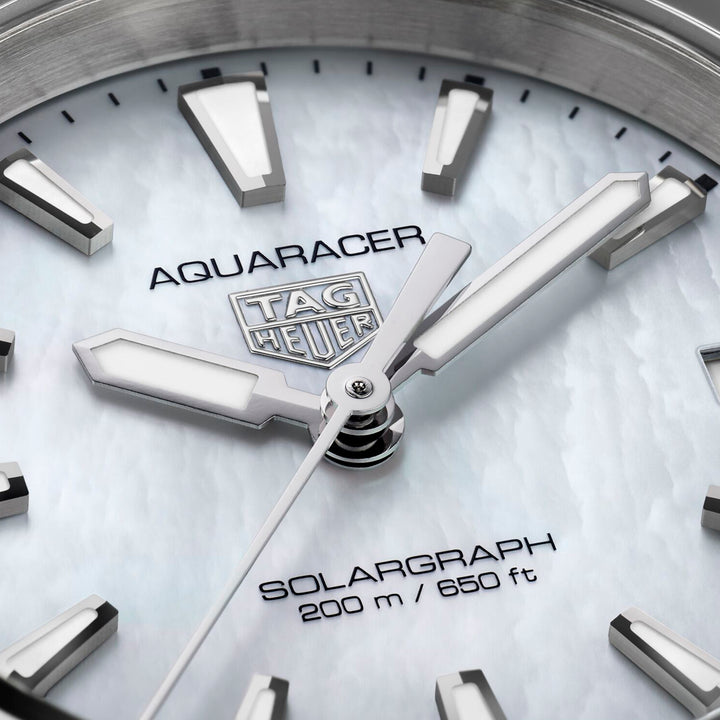 TAG Heuer Aquaracer Professional 200 Solargraph Watch