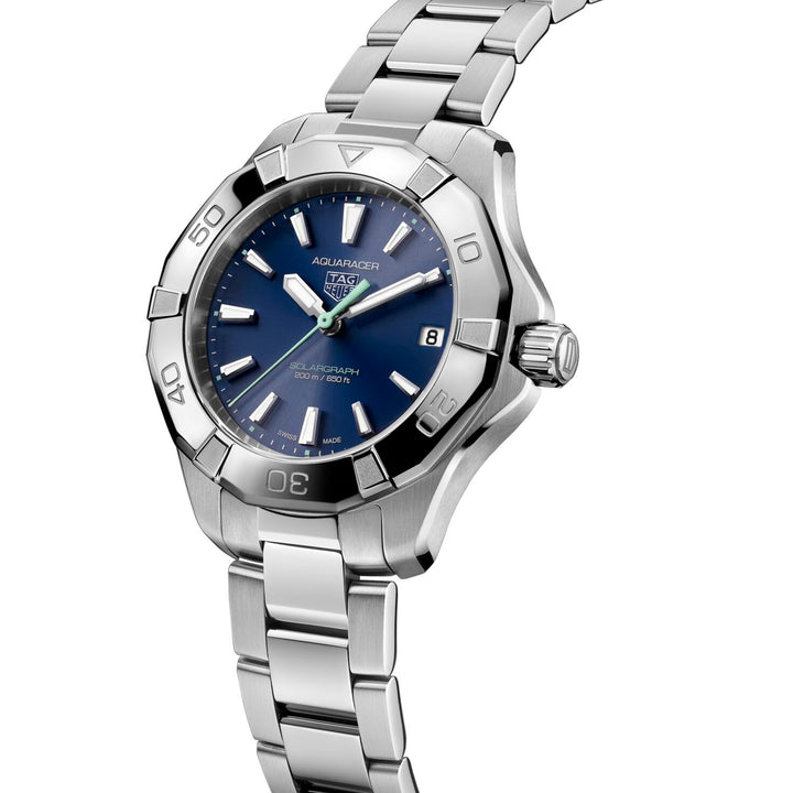 TAG Heuer Aquaracer Professional 200 Solargraph Watch