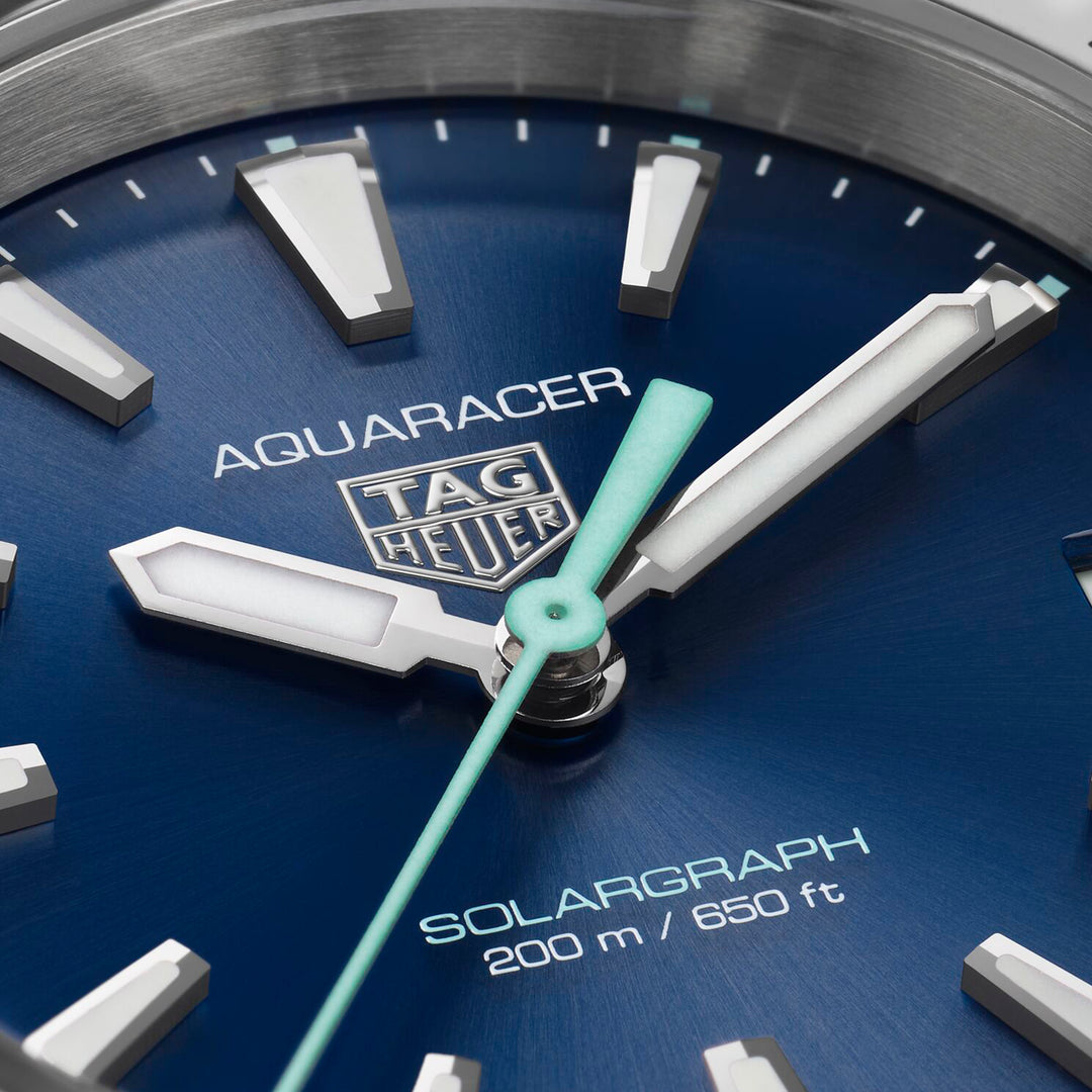 TAG Heuer Aquaracer Professional 200 Solargraph Watch