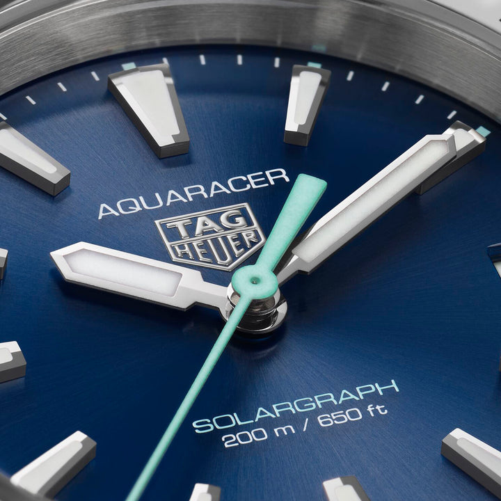TAG Heuer Aquaracer Professional 200 Solargraph Watch