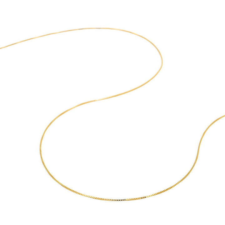 Chaîne en or jaune 18K style Carré 0.7 mm