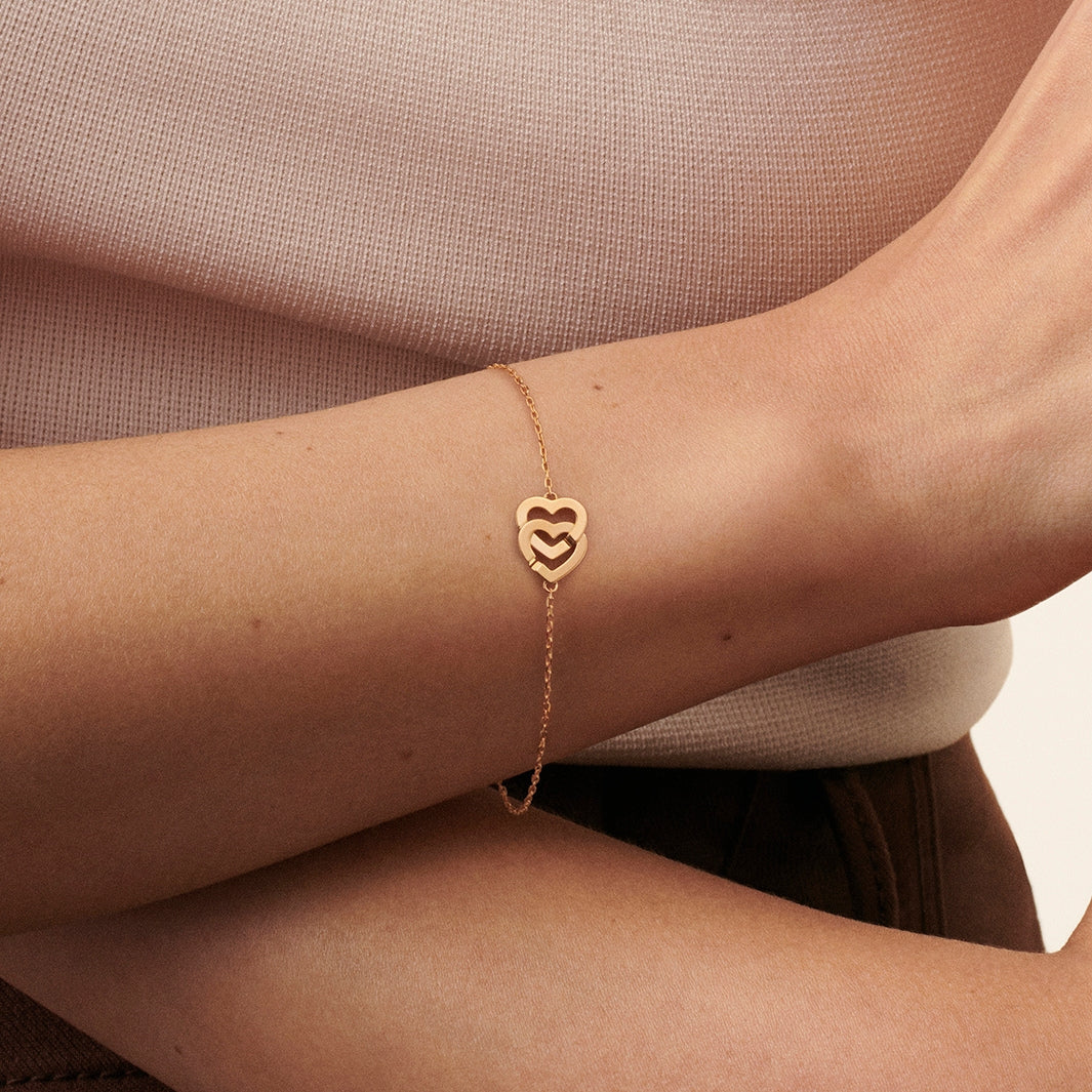 dinh van Double Hearts PM Bracelet in 18k Yellow Gold 345501