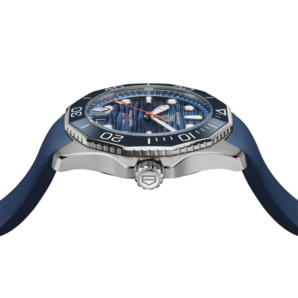 TAG Heuer Aquaracer Professional 300 Date Watch