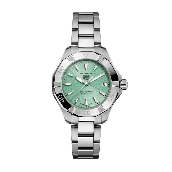 TAG Heuer Aquaracer Professional 200 Solargraph Watch