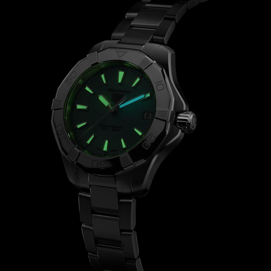 TAG Heuer Aquaracer Professional 200 Solargraph Watch