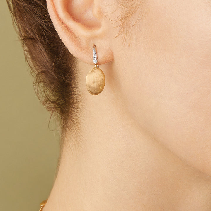 Boucles d’oreilles pendantes Marco Bicego Siviglia en or jaune 18K diamants OB1691-A