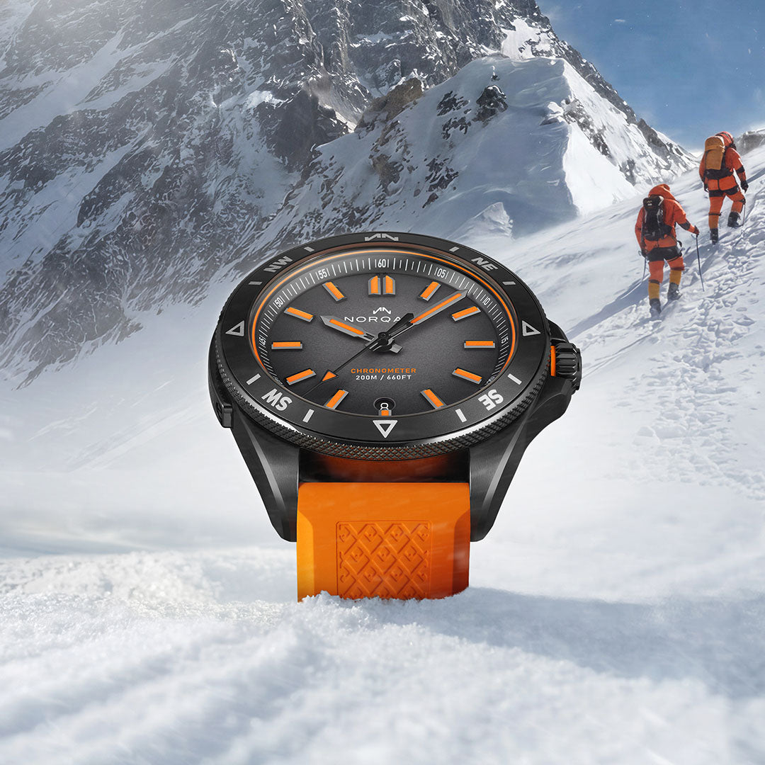 NORQAIN Adventure NEVEREST Limited Edition automatic watch in black DLC stainless steel with rubber strap 40 mm