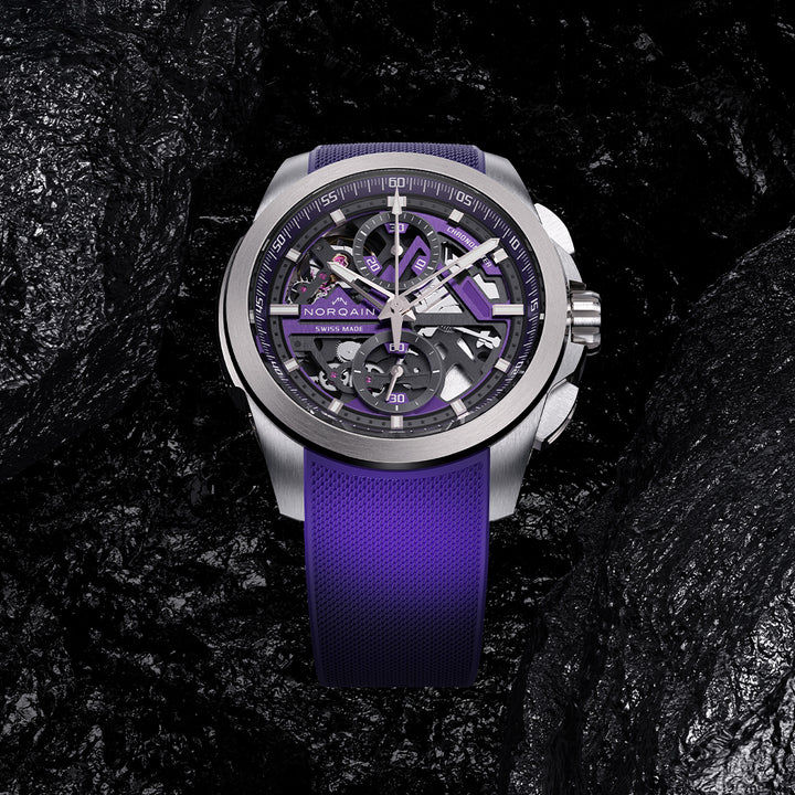Montre NORQAIN Independence Skeleton Chrono automatique en titane bracelet caoutchouc 42 mm