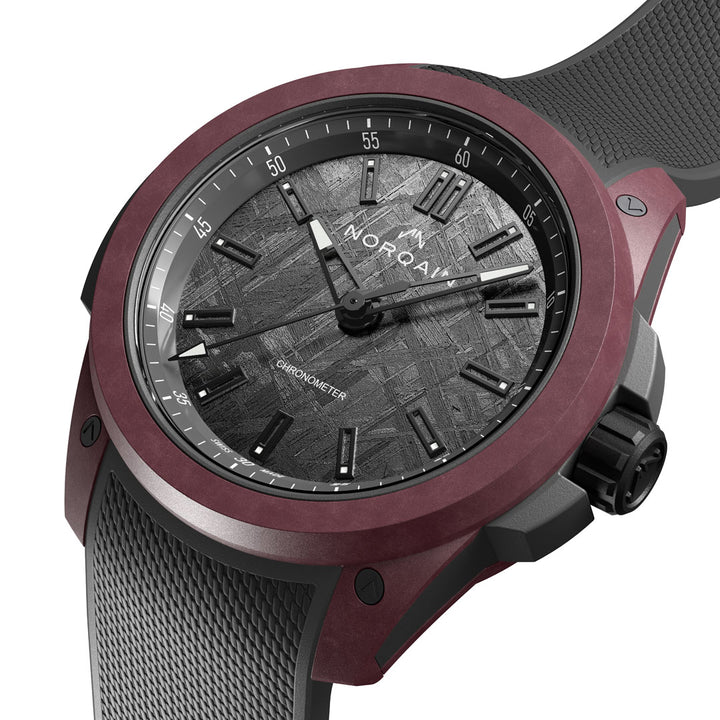 Montre NORQAIN Wild ONE Meteorite Special Edition automatique en matériau NORTEQ® à base de fibre de carbone bracelet caoutchouc 42 mm