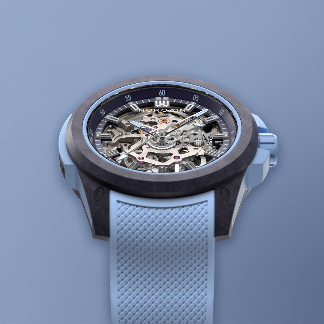 Montre NORQAIN Wild ONE Skeleton Purple Ice Blue automatique en matériau NORTEQ® à base de fibre de carbone bracelet caoutchouc 39 mm