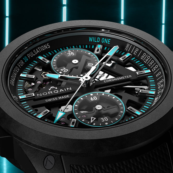 Montre NORQAIN Wild ONE Skeleton Chrono automatique en matériau NORTEQ® à base de fibre de carbone et titane bracelet caoutchouc 42 mm N3002.40Q01.B07.R01