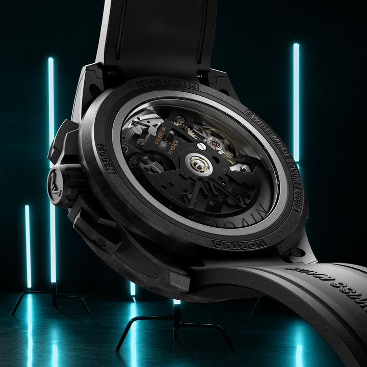 Montre NORQAIN Wild ONE Skeleton Chrono automatique en matériau NORTEQ® à base de fibre de carbone et titane bracelet caoutchouc 42 mm N3002.40Q01.B07.R01