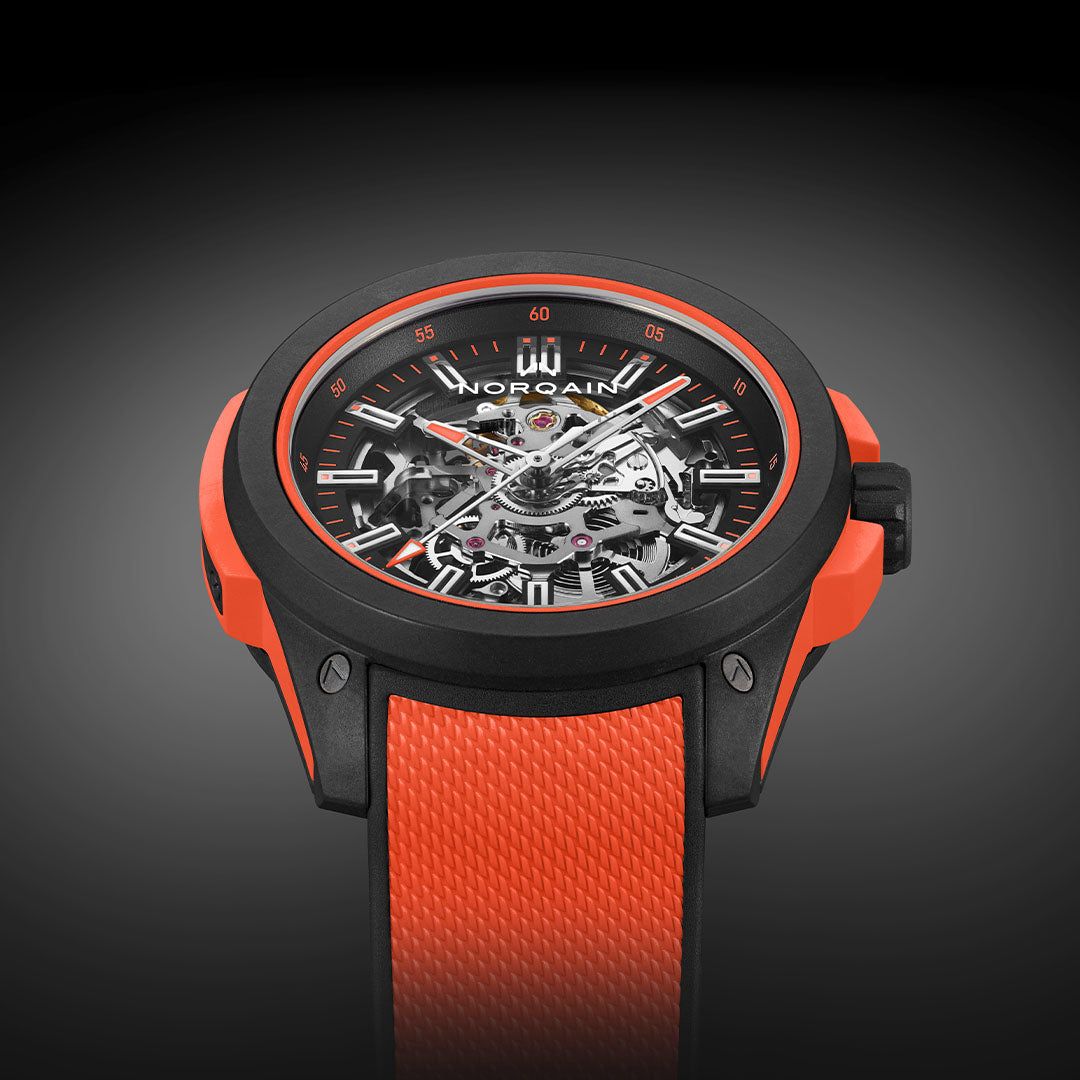Montre NORQAIN Wild ONE Skeleton Coral automatique en matériau NORTEQ® à base de fibre de carbone bracelet caoutchouc 42 mm