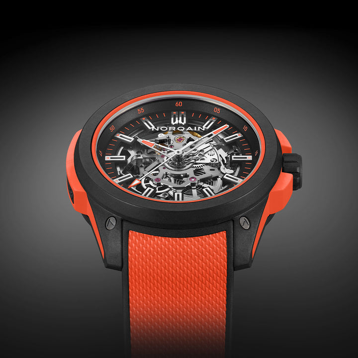 Montre NORQAIN Wild ONE Skeleton Coral automatique en matériau NORTEQ® à base de fibre de carbone bracelet caoutchouc 42 mm