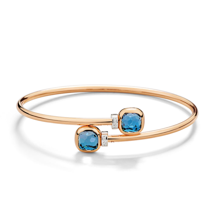 Bracelet Jonc Pomellato Nudo Mini en or rose et blanc 18k topazes bleu Londres et diamants PBC5020-O6WHR-DB0TL