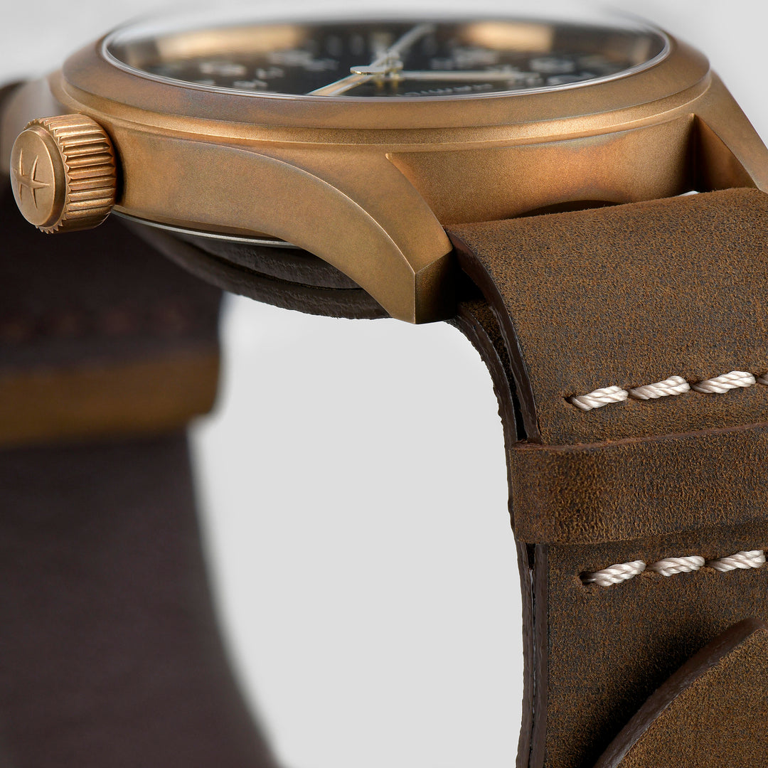 Montre Hamilton Khaki Field Mechanical Bronze à remontage manuel en bronze bracelet cuir 38 mm H69459530