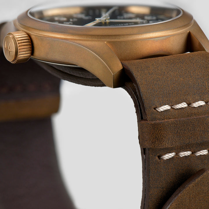 Montre Hamilton Khaki Field Mechanical Bronze à remontage manuel en bronze bracelet cuir 38 mm H69459530
