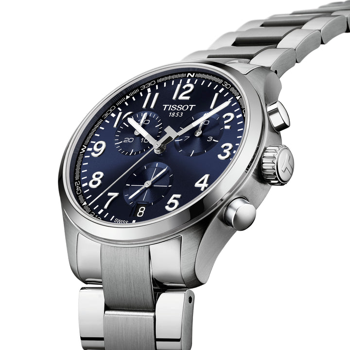 Tissot Chrono L quartz watch in 42 mm stainless steel T116.417.11.042.00