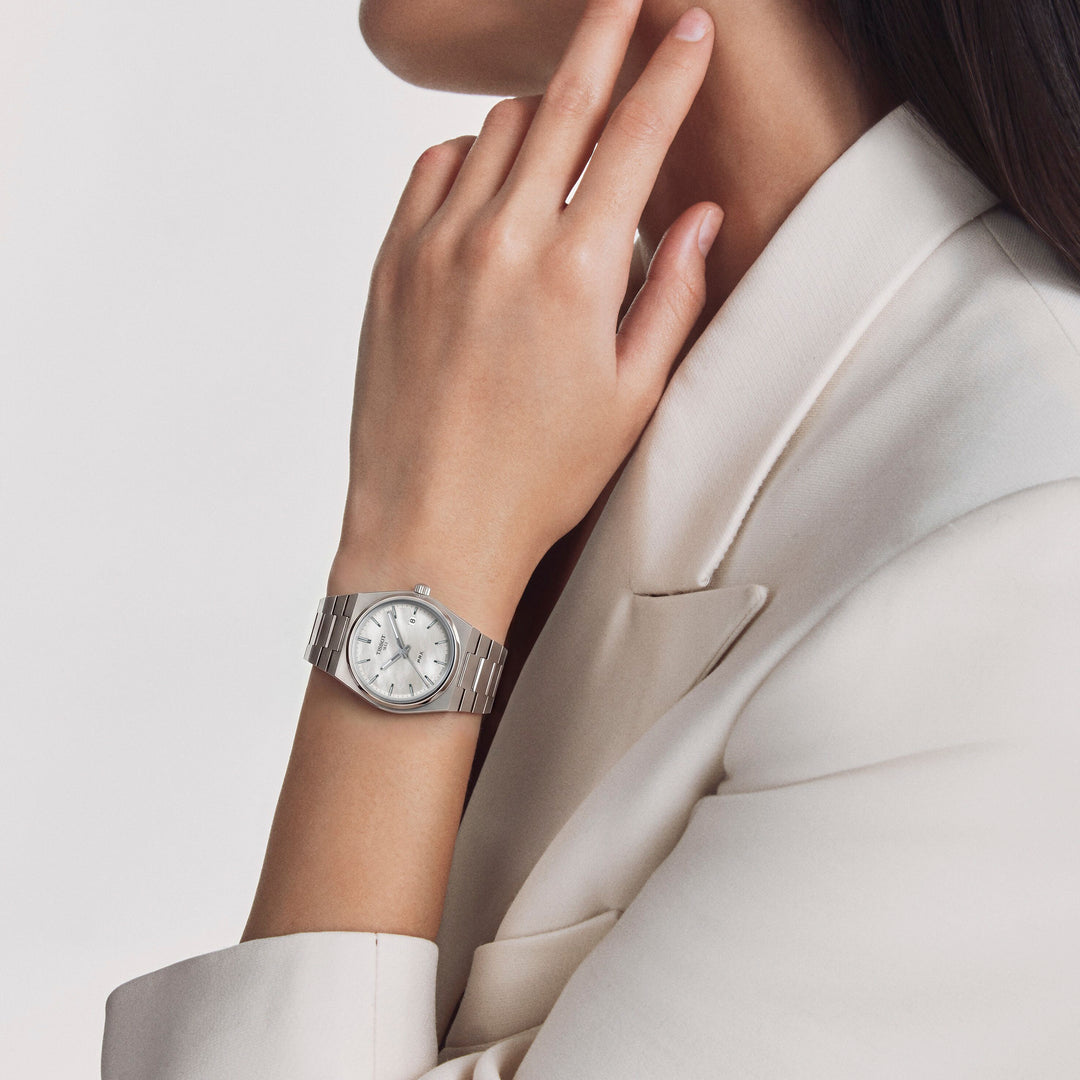 Montre Tissot PR quartz 35 mm en acier inoxydable T137.210.11.111.00