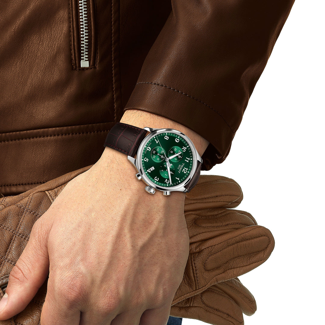 Montre Tissot Chrono XL Classic quartz 45 mm en cuir T116.617.16.092.00