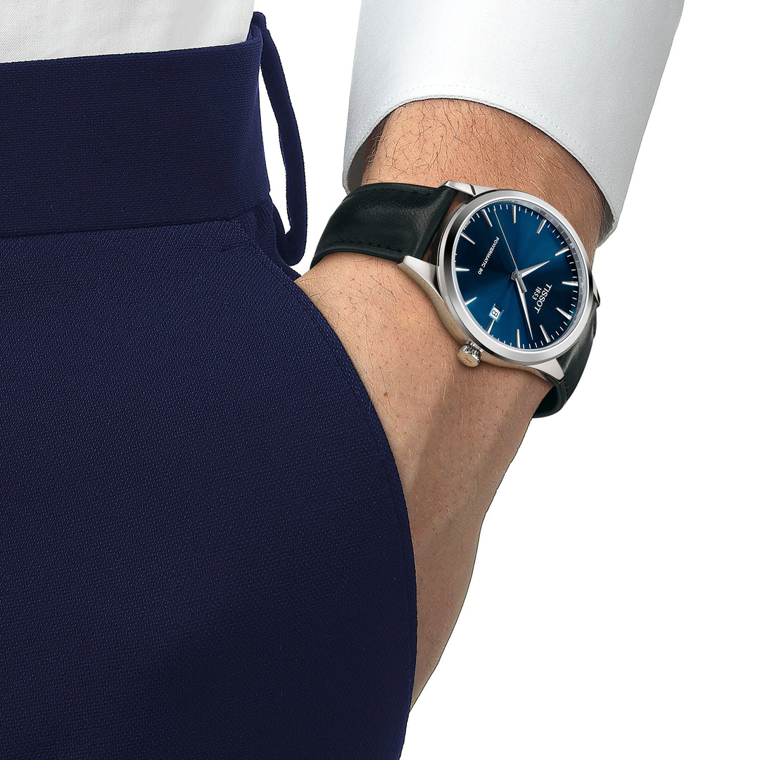 Montre Tissot Classic Dream automatique 40 mm en cuir T158.407.16.041.00