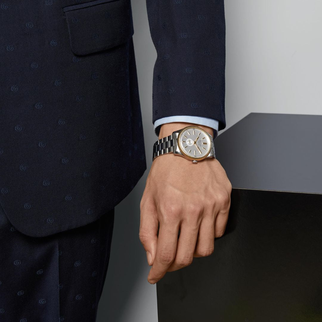 Montre Gucci G-Timeless automatique en acier inoxydable 40 mm YA126390