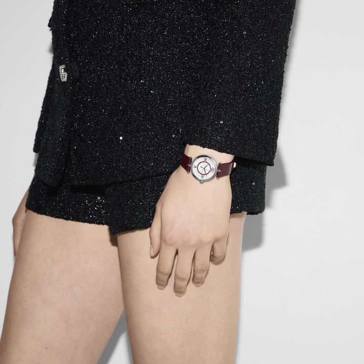 Gucci Watch Model 2000