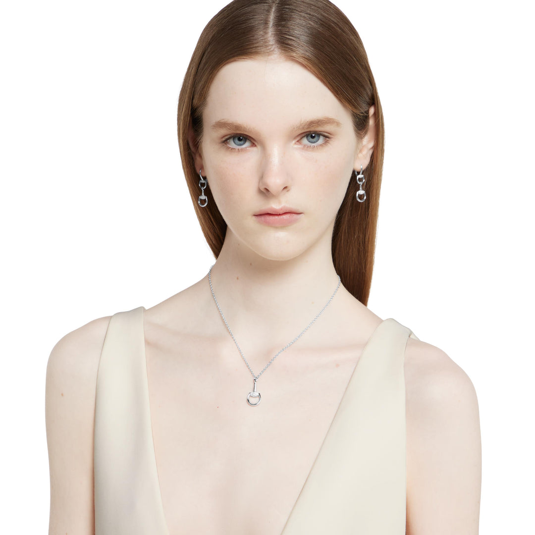 Collier Gucci Horsebit en or blanc 18k et diamants YBB832321001
