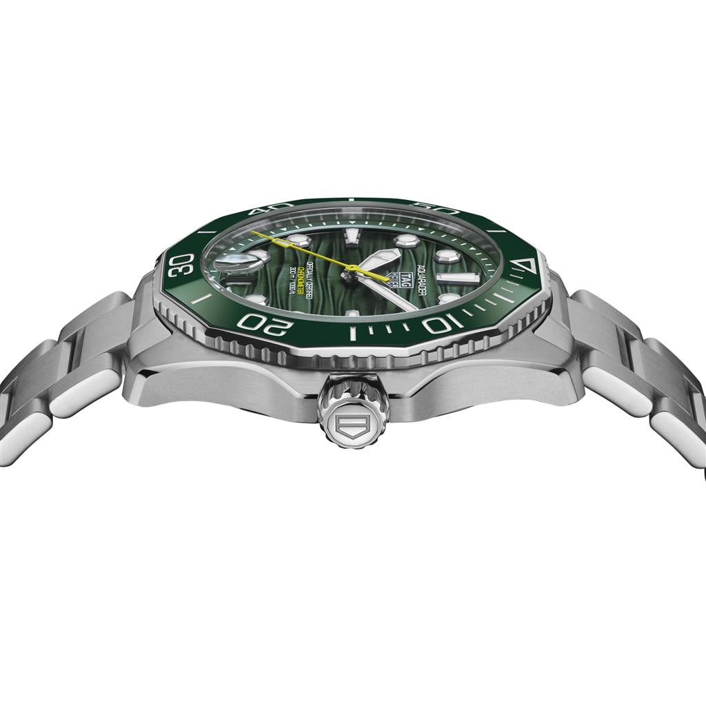 Montre TAG Heuer Aquaracer Professional 300 Date