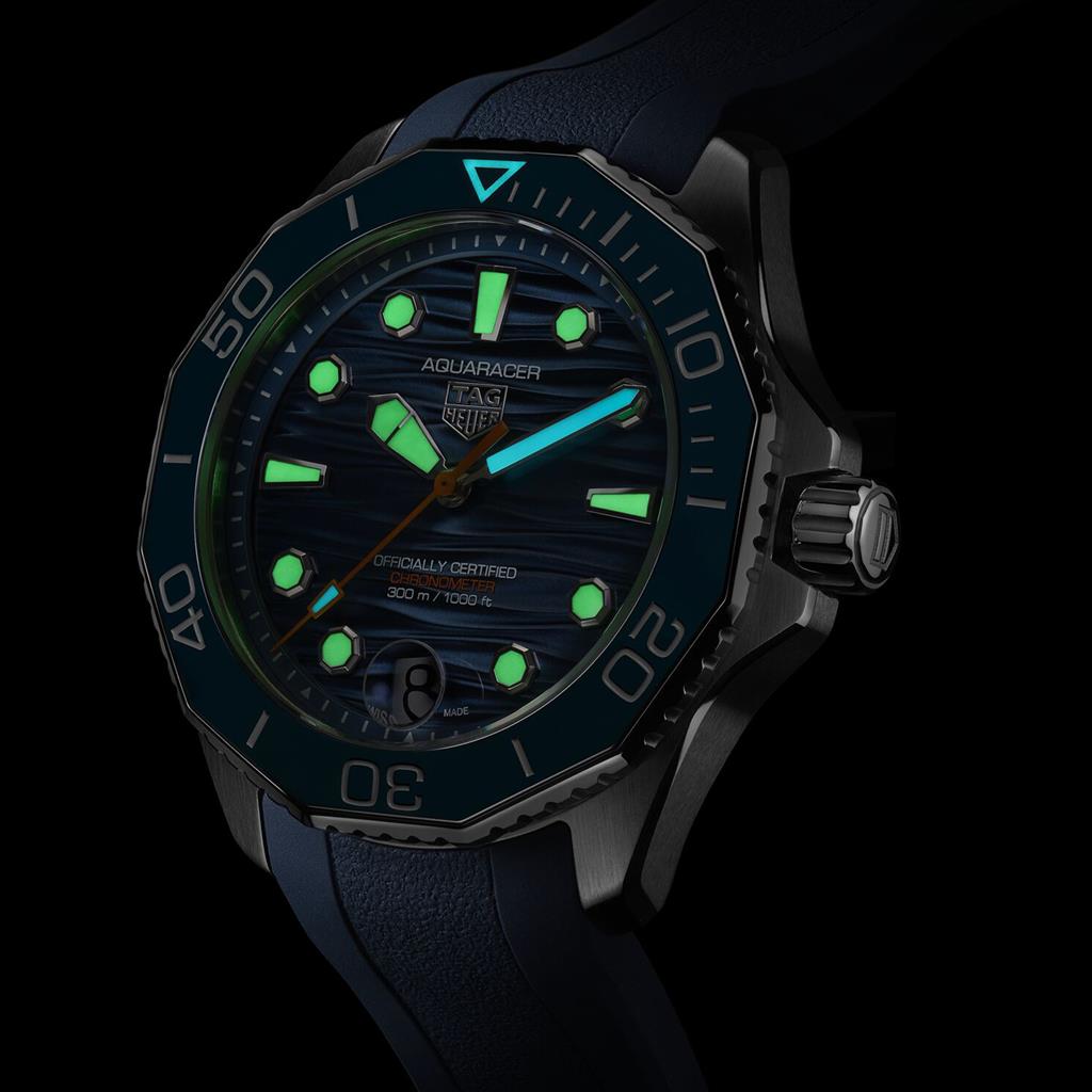 TAG Heuer Aquaracer Professional 300 Date Watch