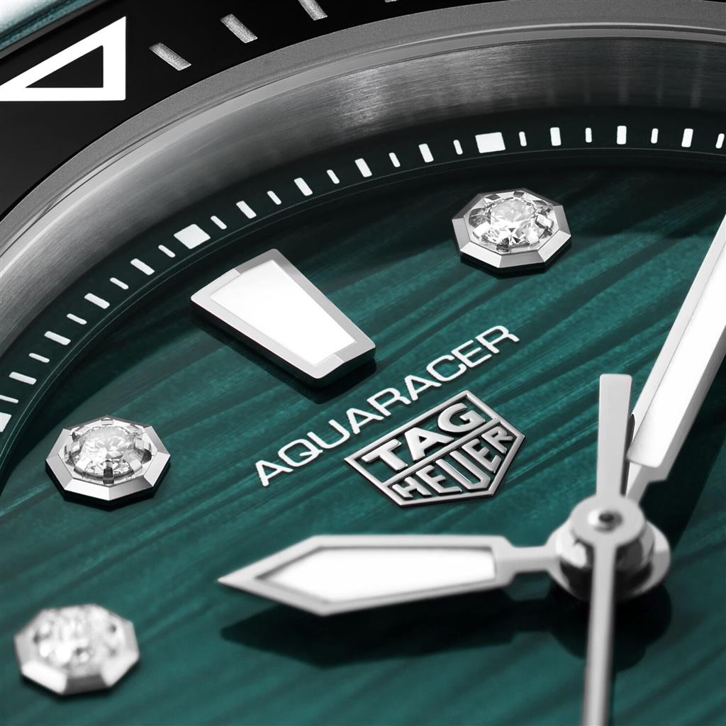 TAG Heuer Aquaracer Professional 300 Date Watch