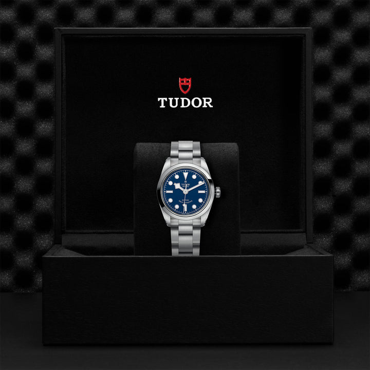 TUDOR Black Bay 32