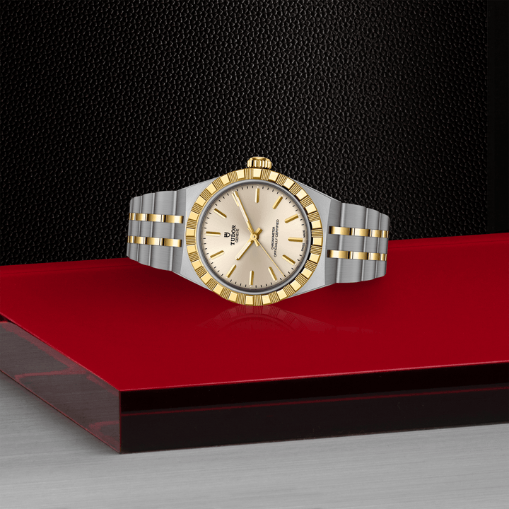 TUDOR Royal automatique en acier inoxydable et or jaune 30 mm M2830A1A3-0003
