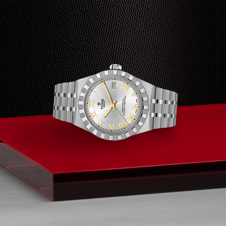 TUDOR Royal automatique en acier inoxydable 36 mm M2836C1A0-0104