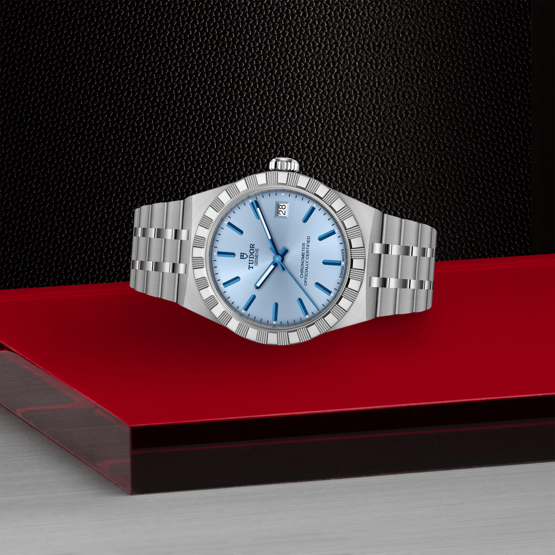 TUDOR Royal automatique en acier inoxydable 36 mm M2836C1A0-0106