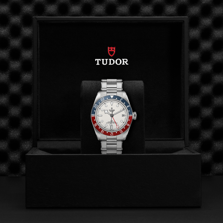 TUDOR Black Bay GMT