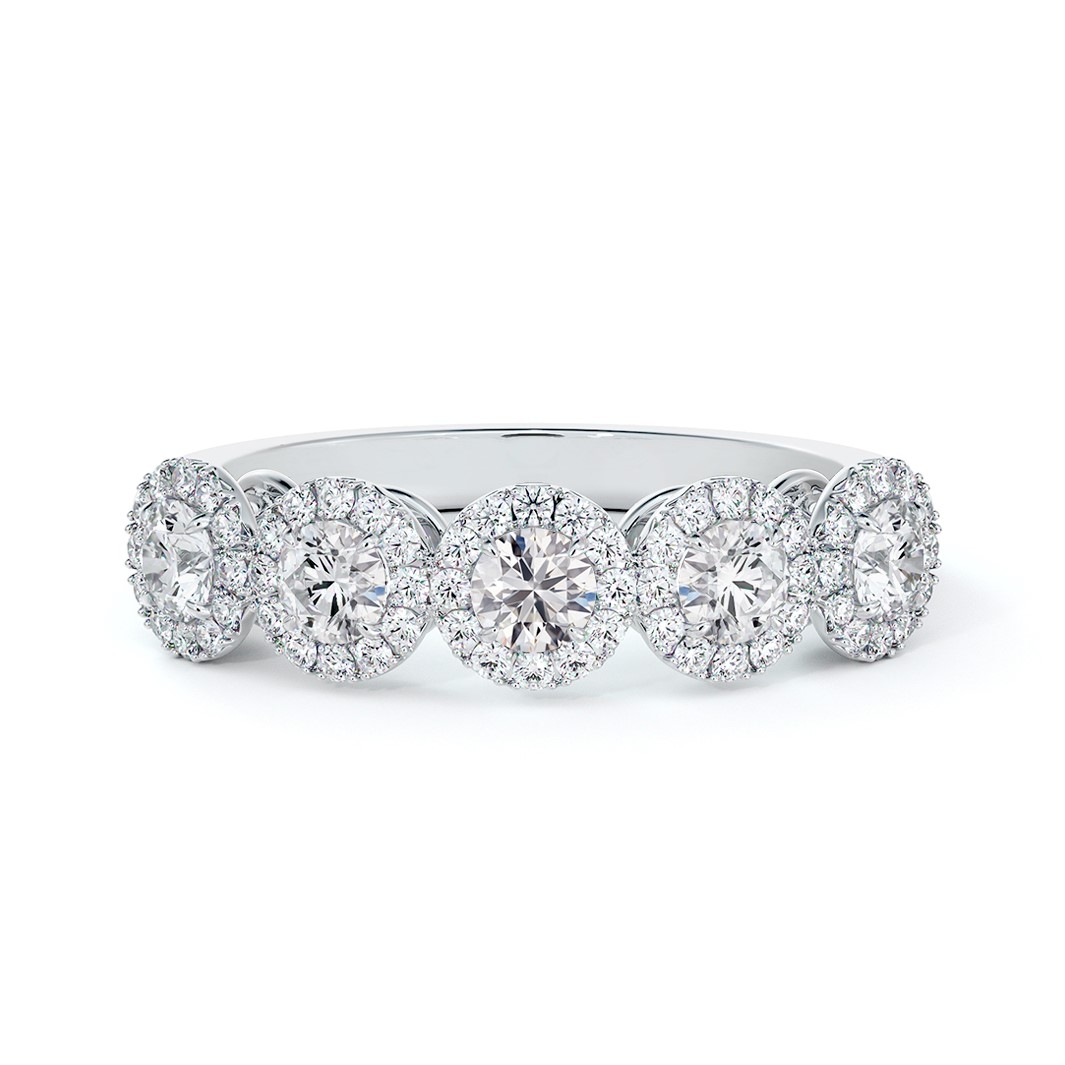 Forevermark Center of My Universe® engagement ring 